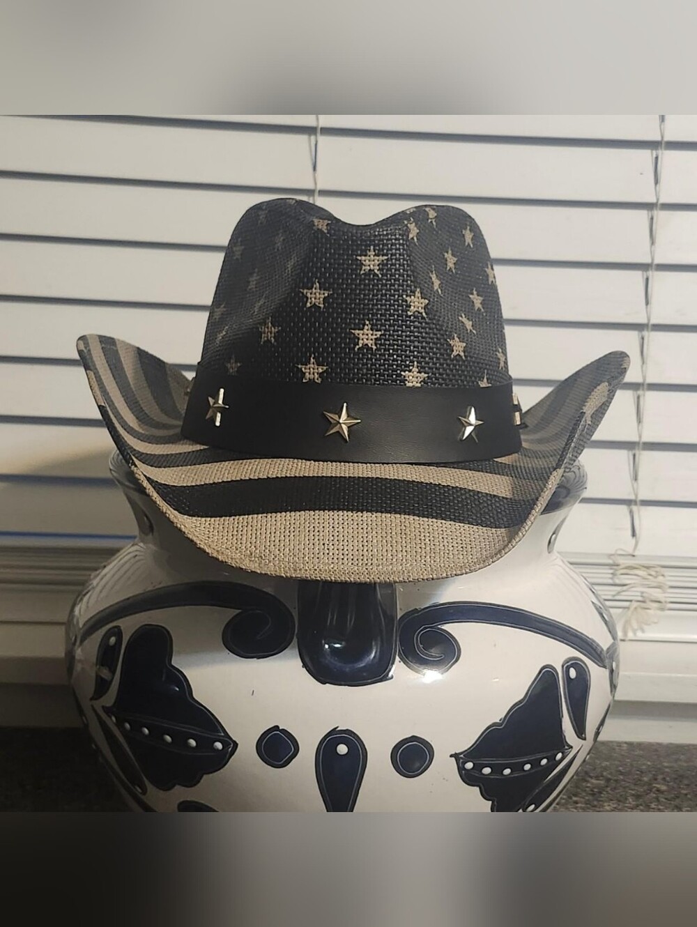 Western Cowboy Hat With Star Accent  - Black and Natural